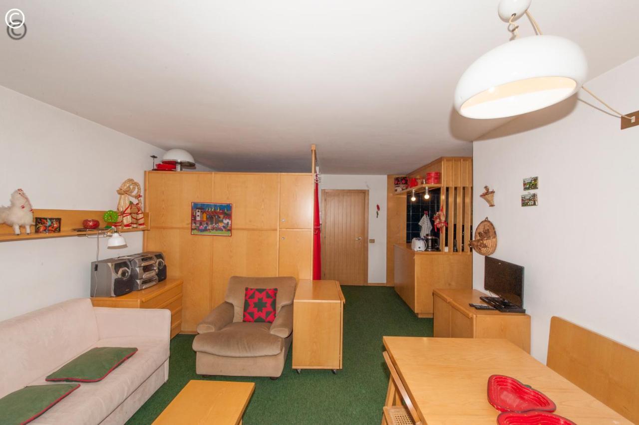 Breuil Cervinia Near Funicular Apartment With Private Garage Exteriör bild